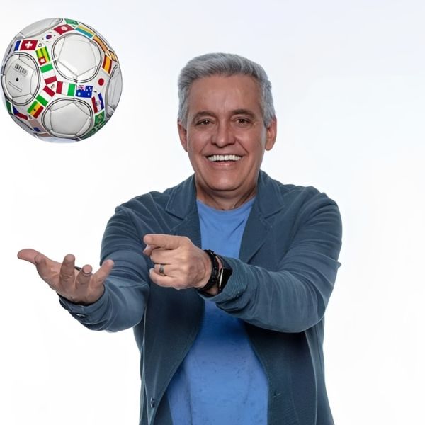 Mauro Naves