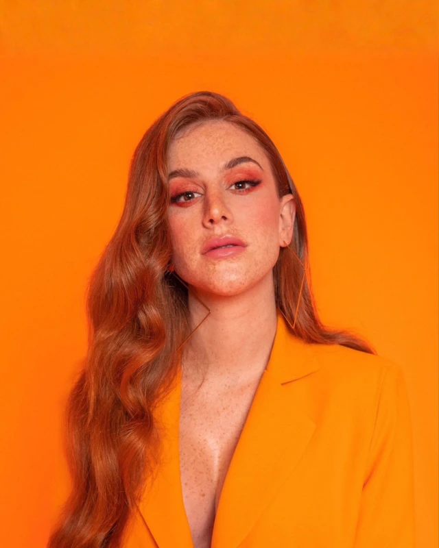 Mari Maria